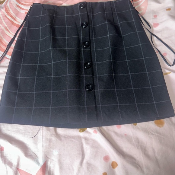 Black Checkered set, used once - Picture 1 of 5